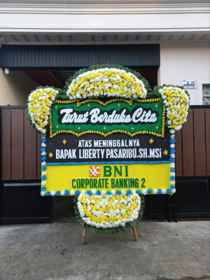 Papan Bunga Duka di Ngentakrejo