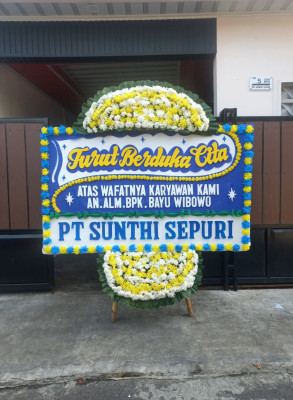 Papan Bunga Duka di Ngentakrejo