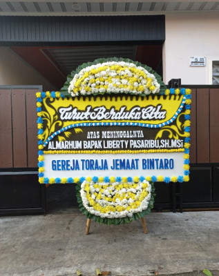 Papan Bunga Duka di Ngentakrejo